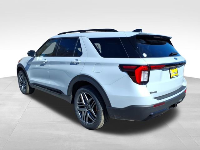 New 2026 Ford Explorer ST-Line w/ ST-Line Street Pack AWD/4WD image 5