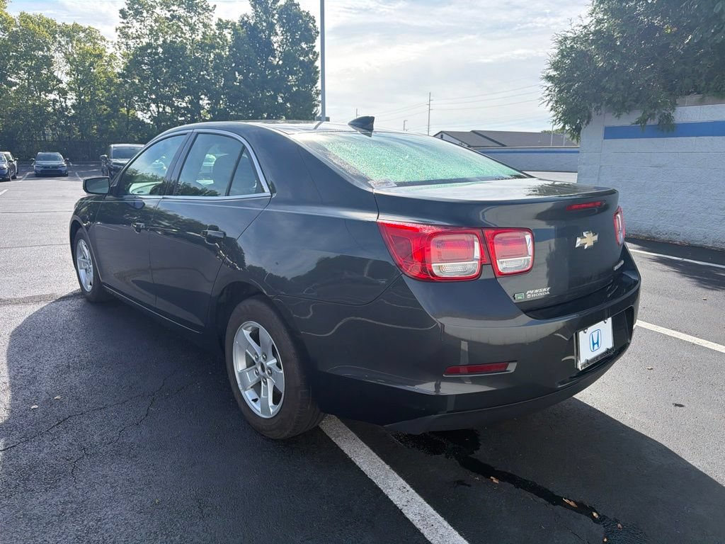 Used 2015 Chevrolet Malibu LT FWD image 3
