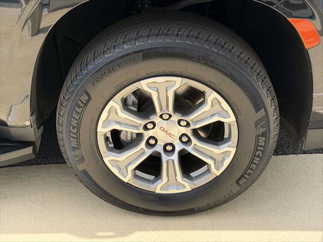 Used 2023 GMC Yukon XL SLE AWD/4WD image 8