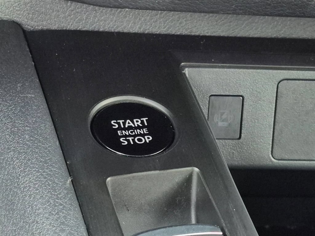 Used 2026 Nissan Kicks SV FWD image 16
