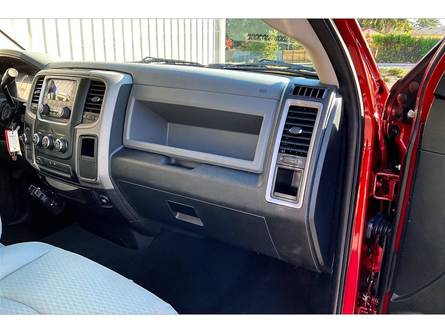 Used 2015 RAM 1500 ST w/ SXT Appearance Group AWD/4WD image 16