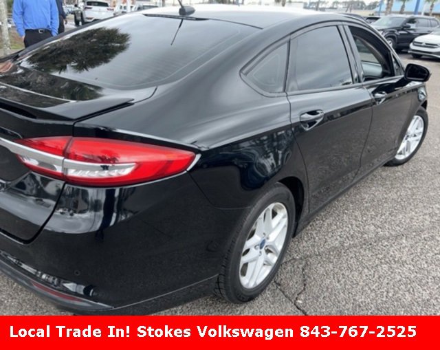 Used 2018 Ford Fusion SE w/ Equipment Group 201A image 3