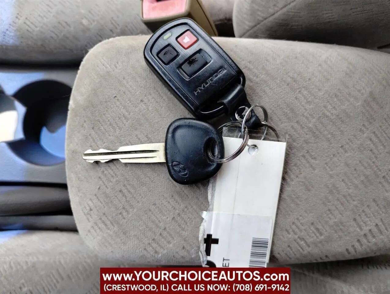 Used 2004 Hyundai Elantra GLS image 19