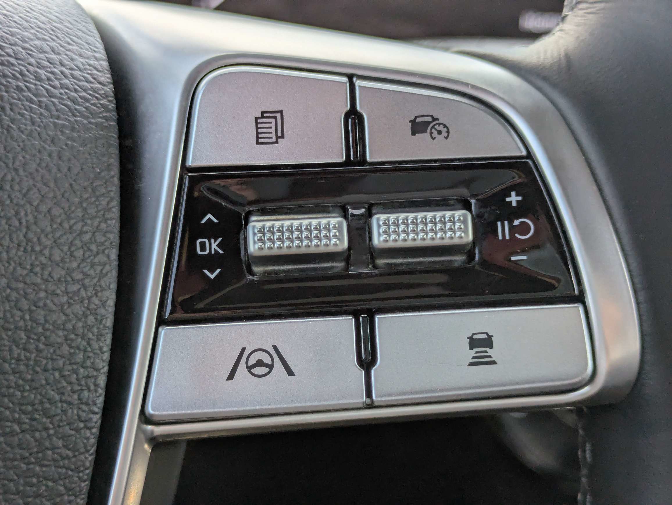 Certified 2023 Kia Telluride SX Prestige X-Line AWD/4WD image 30
