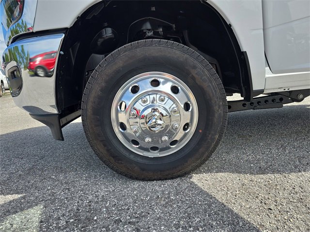 New 2026 RAM 3500 Tradesman image 25