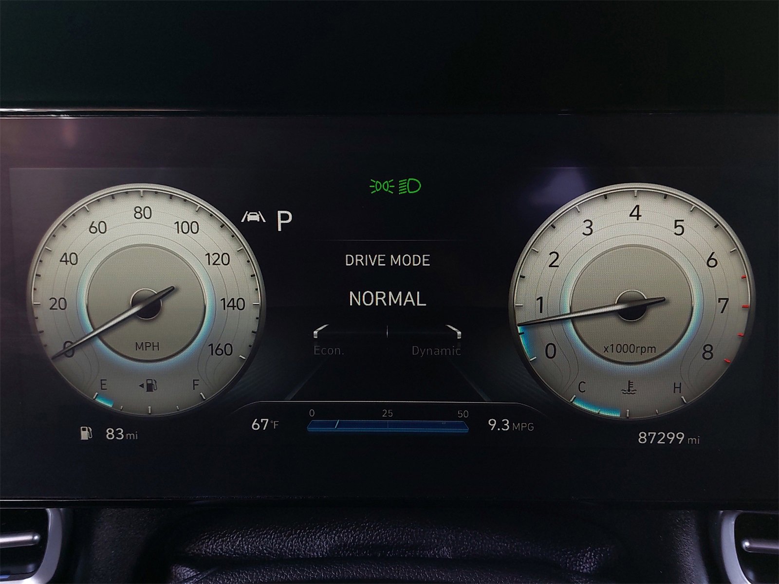 Used 2022 Hyundai Elantra Limited w/ Preferred Accessory Package image 18