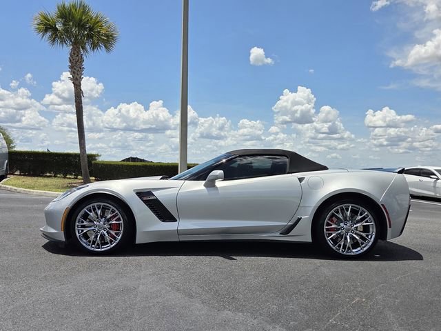 Certified 2015 Chevrolet Corvette Z06 w/ 3LZ Preferred Equipment Group RWD image 3