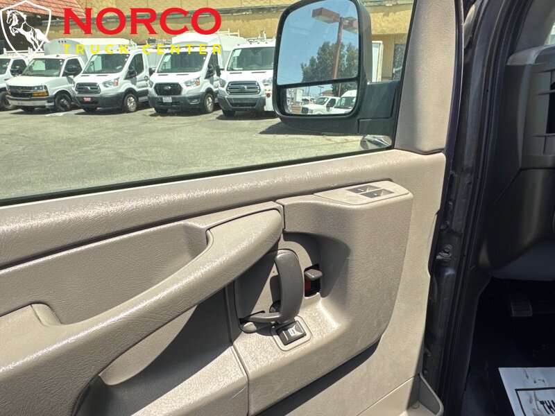Used 2014 Chevrolet Express 3500 LS RWD image 9
