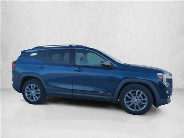 Used 2022 GMC Terrain SLT FWD image 4