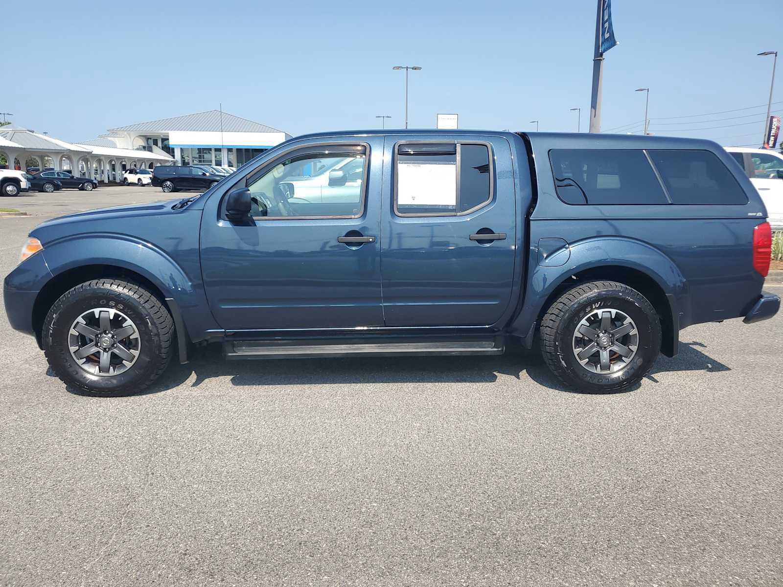 Used 2019 Nissan Frontier Desert Runner RWD image 2