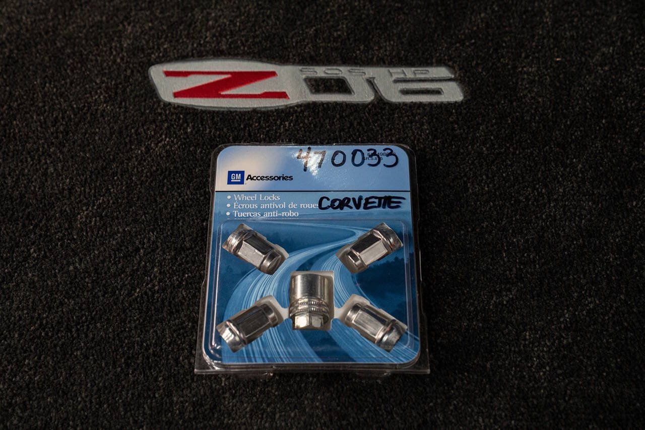 Used 2007 Chevrolet Corvette Z06 w/ Preferred Equipment Group RWD image 82