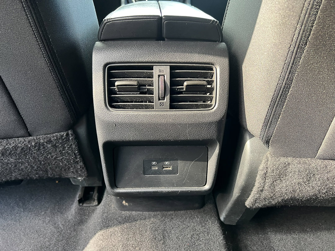 Used 2022 Nissan Rogue SV image 25