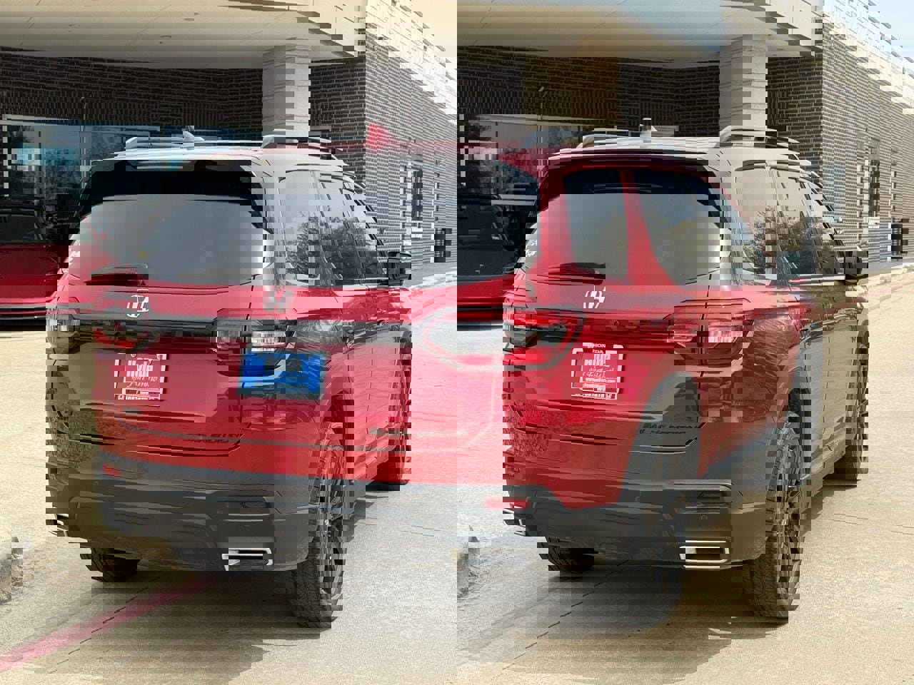 Used 2025 Honda Pilot Black Edition image 6