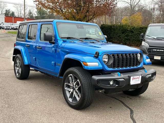 Used 2024 Jeep Wrangler Unlimited w/ Convenience Group image 5