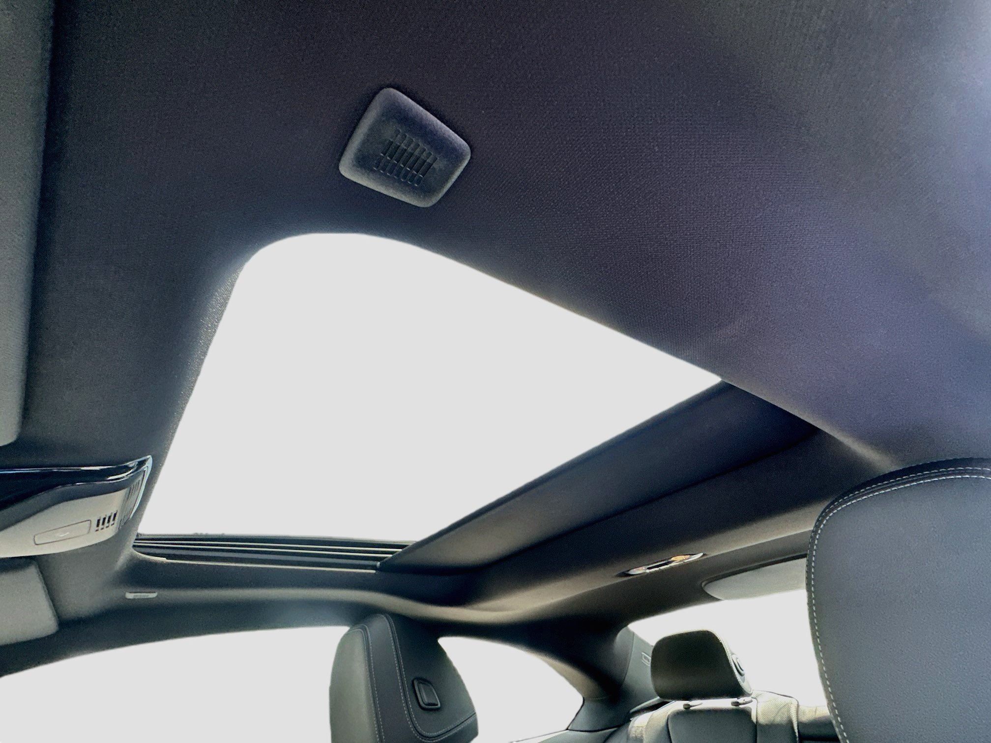 New 2026 BMW 230i Coupe w/ Premium Package RWD image 13