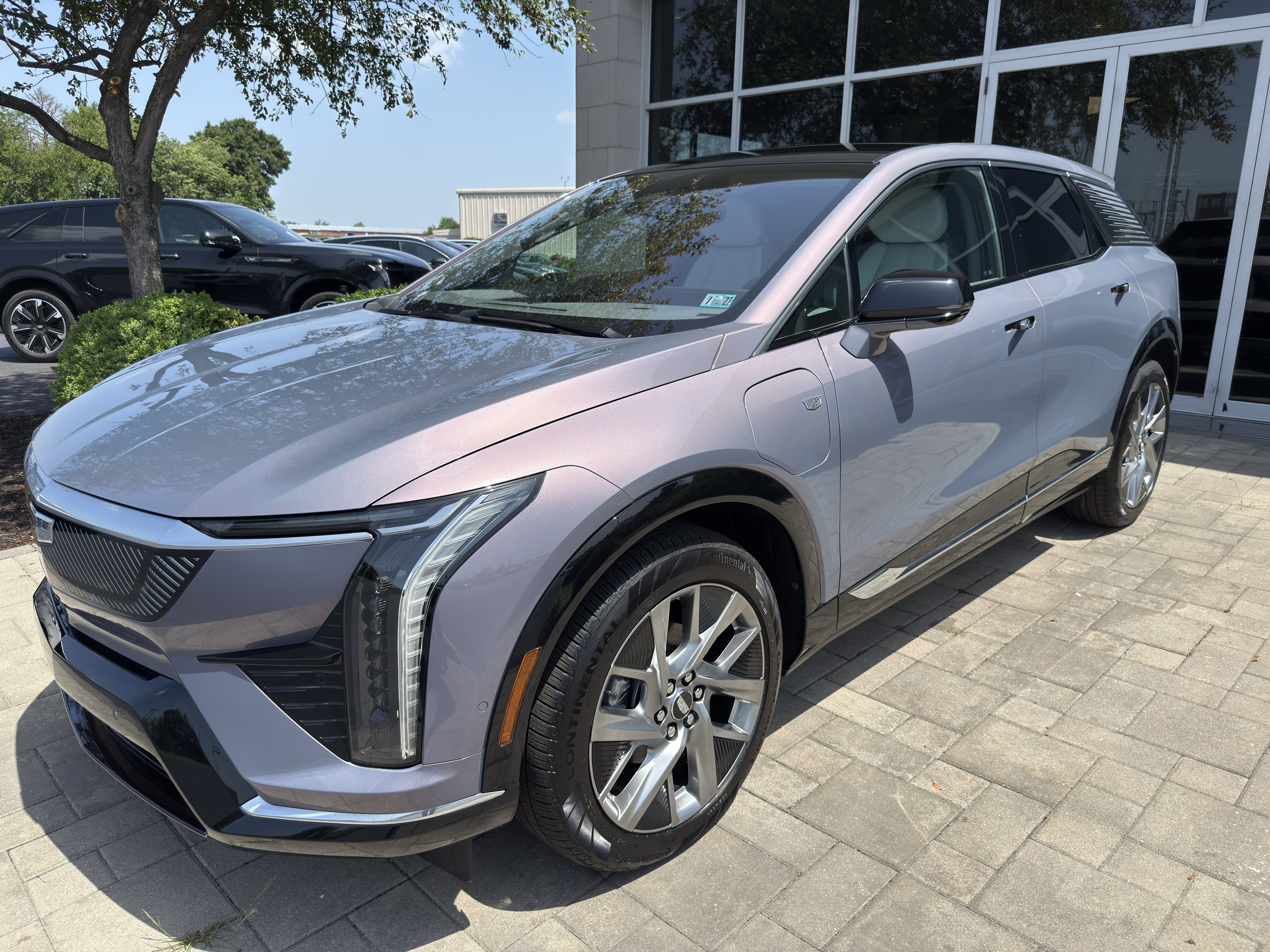Used 2025 Cadillac Optiq Luxury 1 AWD/4WD video 3