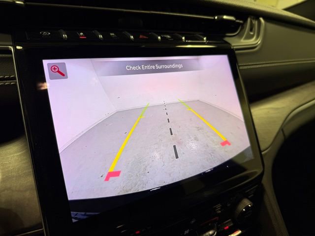 Used 2024 Jeep Grand Cherokee Limited AWD/4WD image 22