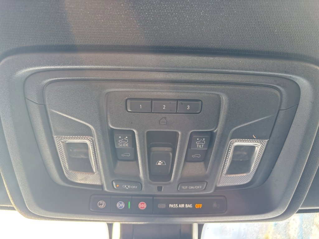 Used 2020 GMC Sierra 2500 AT4 w/ AT4 Premium Package image 18