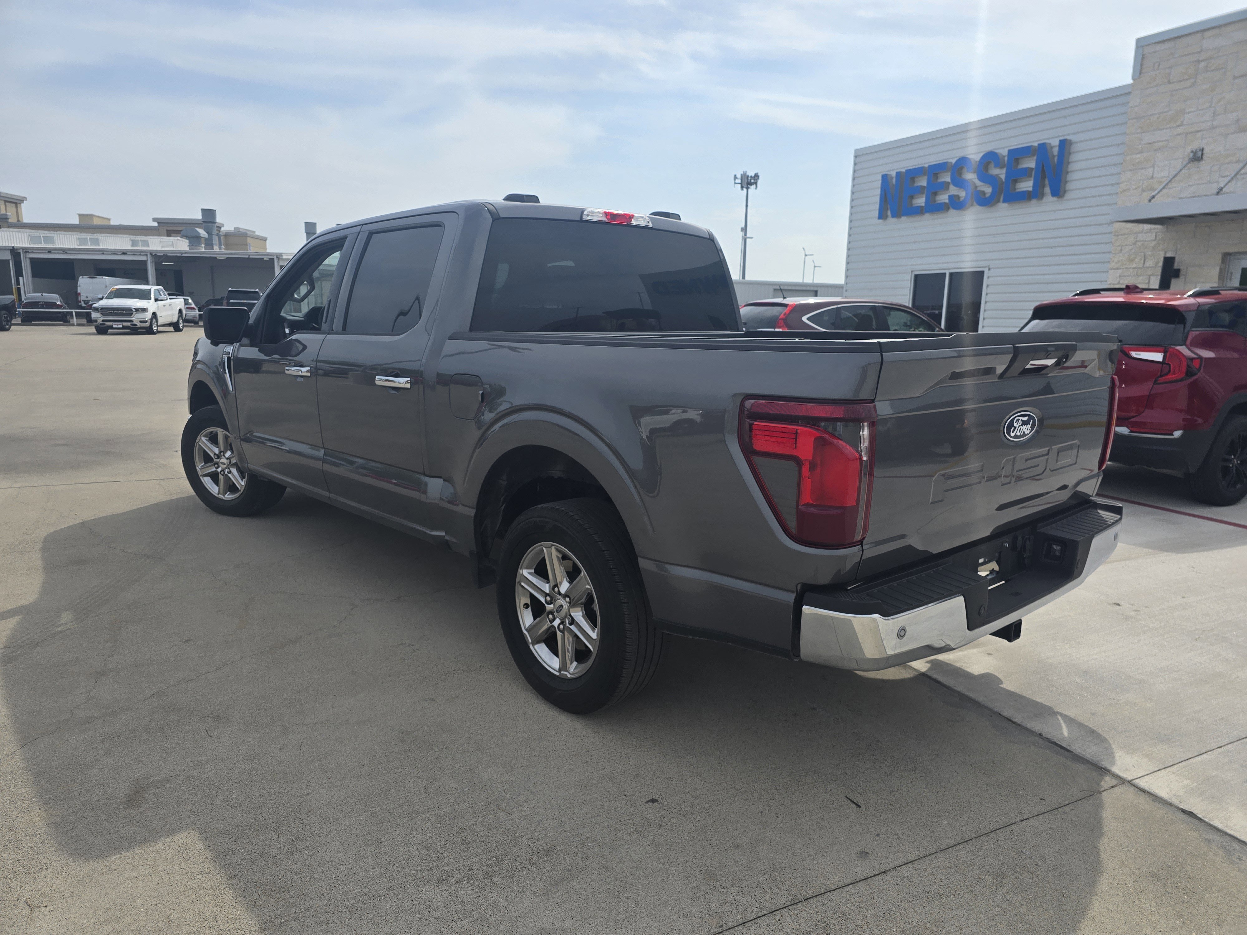 Used 2024 Ford F150 XLT w/ Mobile Office Package image 5
