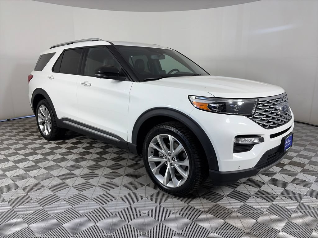 Certified 2022 Ford Explorer Platinum w/ Equipment Group 601A