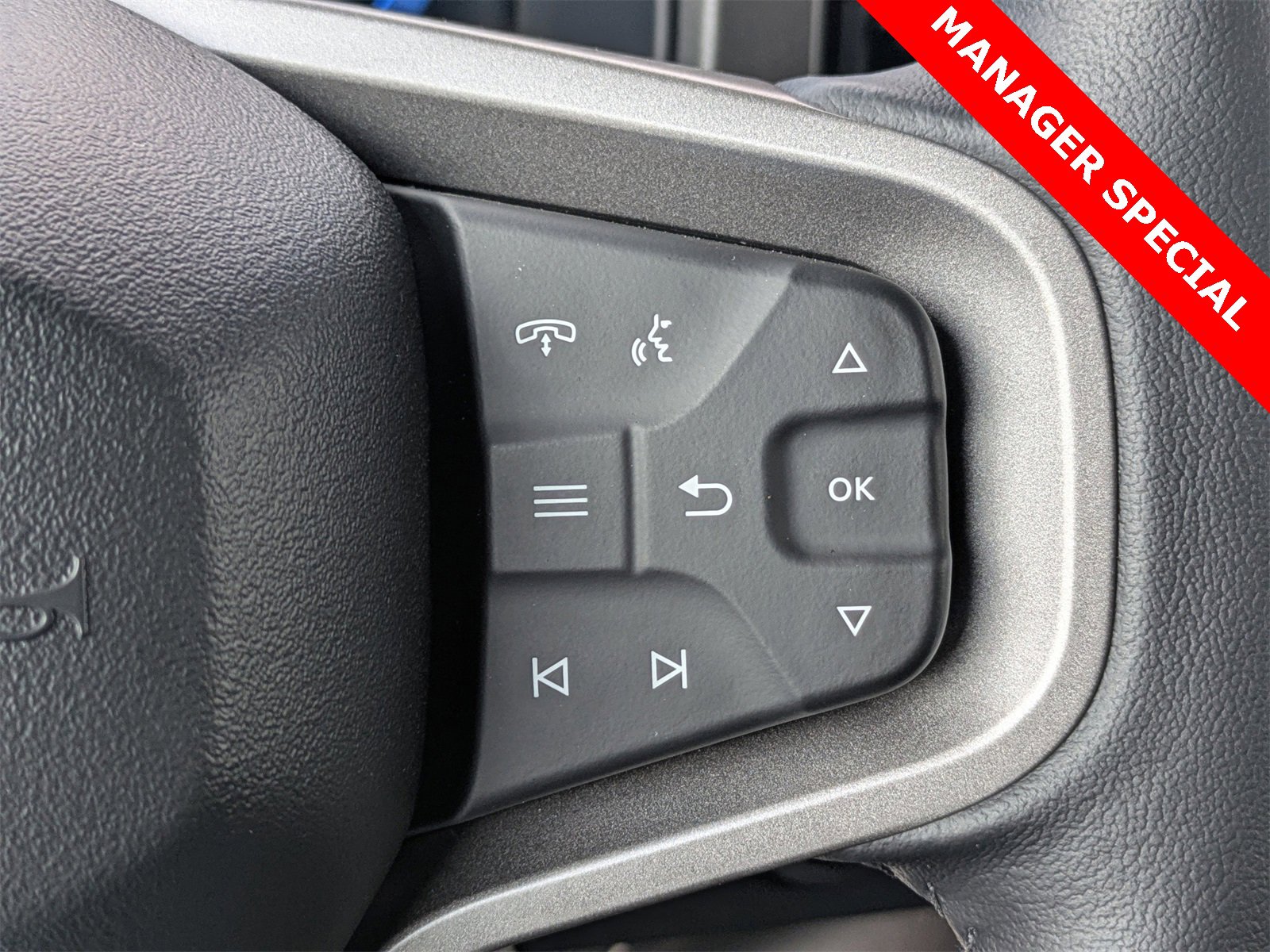 New 2025 Ford Bronco Badlands image 31