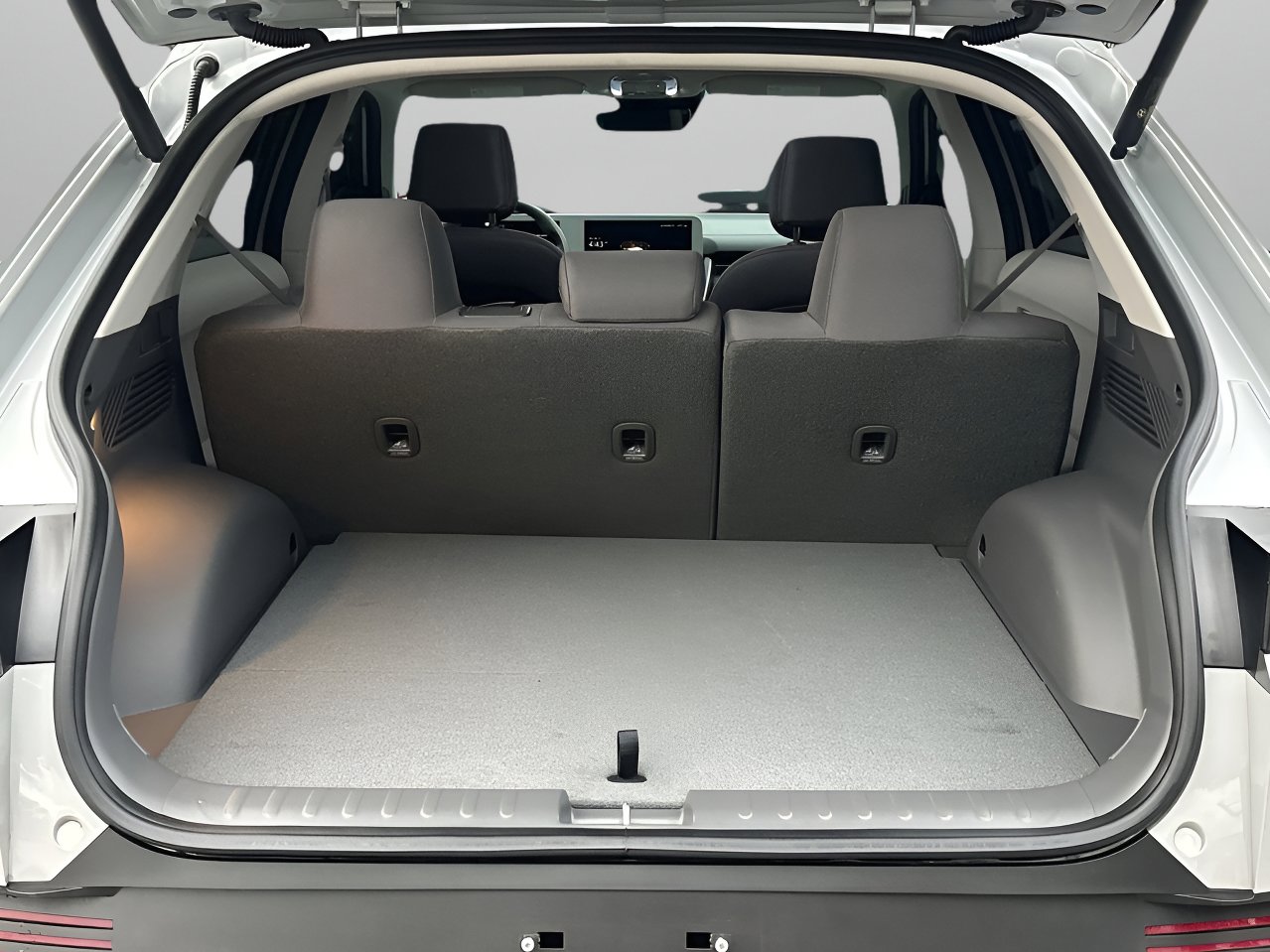 Used 2024 Hyundai Ioniq 5 SEL image 8