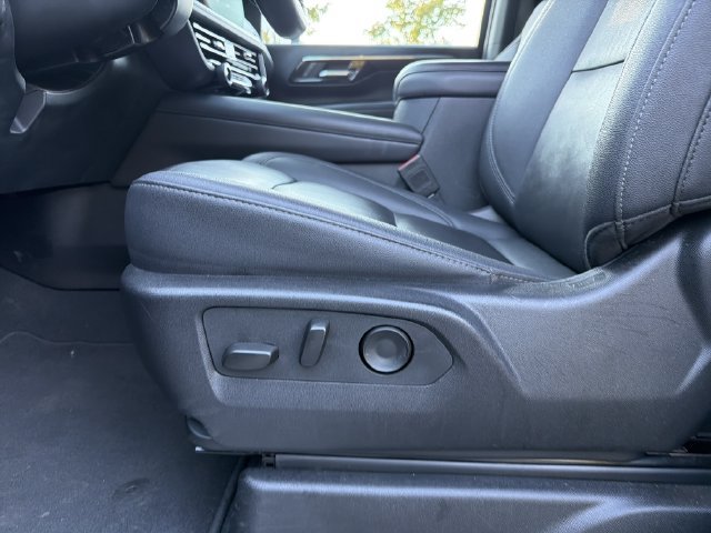 Used 2025 Chevrolet Tahoe LT AWD/4WD image 23