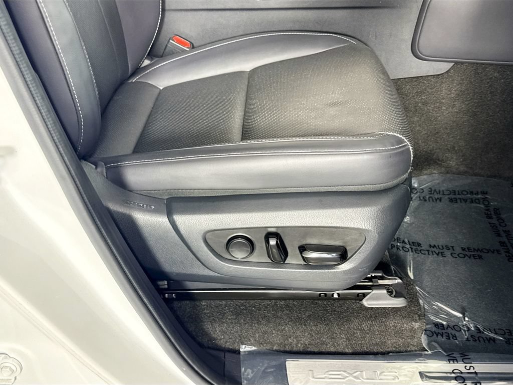 Used 2024 Lexus GX 550 w/ Cold Area Package AWD/4WD image 37