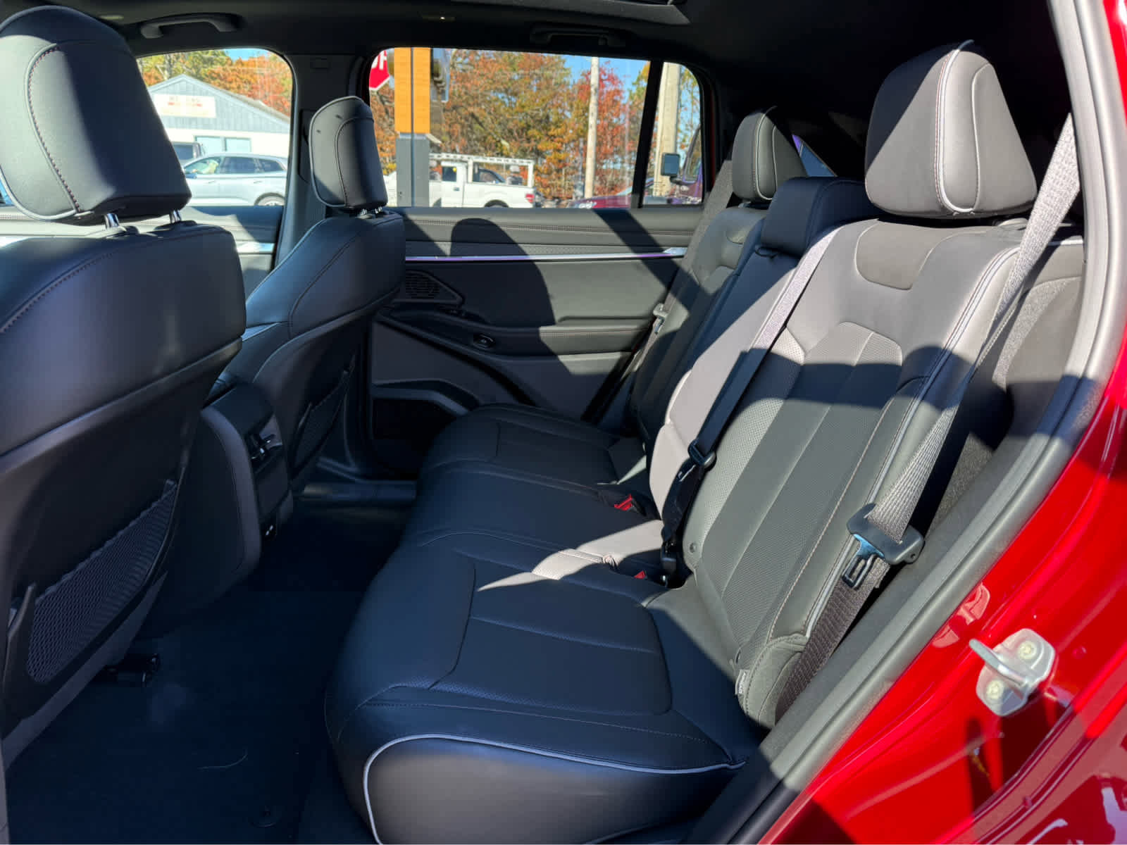 Used 2025 Jeep Wagoneer S Limited image 27