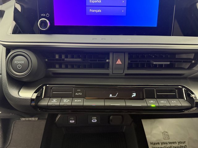 New 2026 Toyota Prius LE image 17