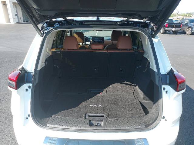 Certified 2026 Nissan Rogue Platinum w/ Platinum Premium Package AWD/4WD image 9