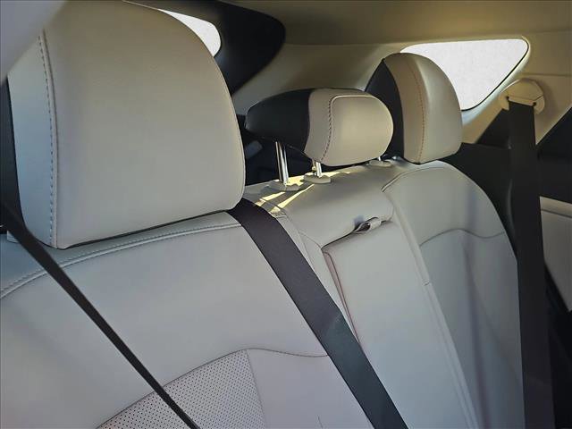 Used 2024 Kia Sportage EX image 20