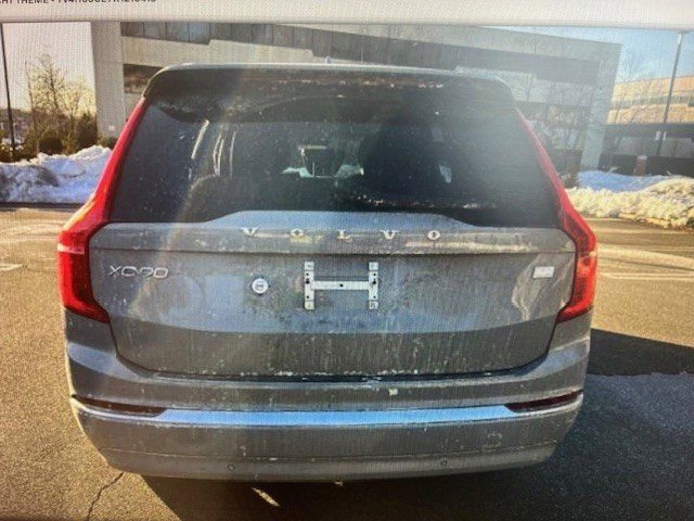 Used 2024 Volvo XC90 T8 Plus w/ Protection Package Premier image 2
