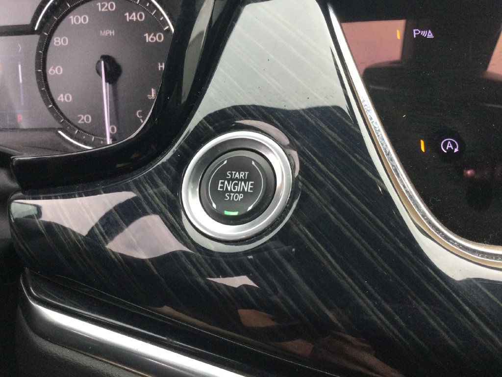 Used 2024 Cadillac XT6 Premium Luxury w/ LPO, Floor Liner Package AWD/4WD image 21