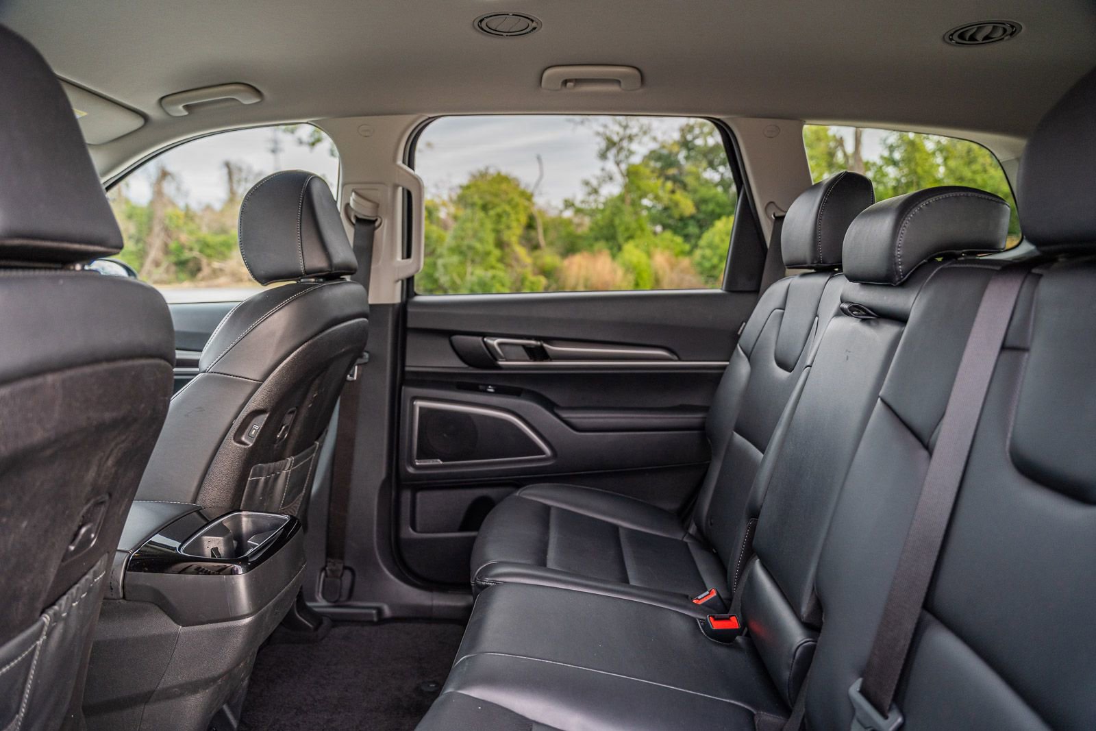 Used 2025 Kia Telluride LX image 19