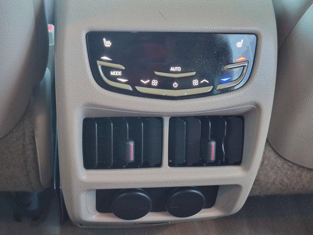 Used 2014 Cadillac SRX Premium image 17