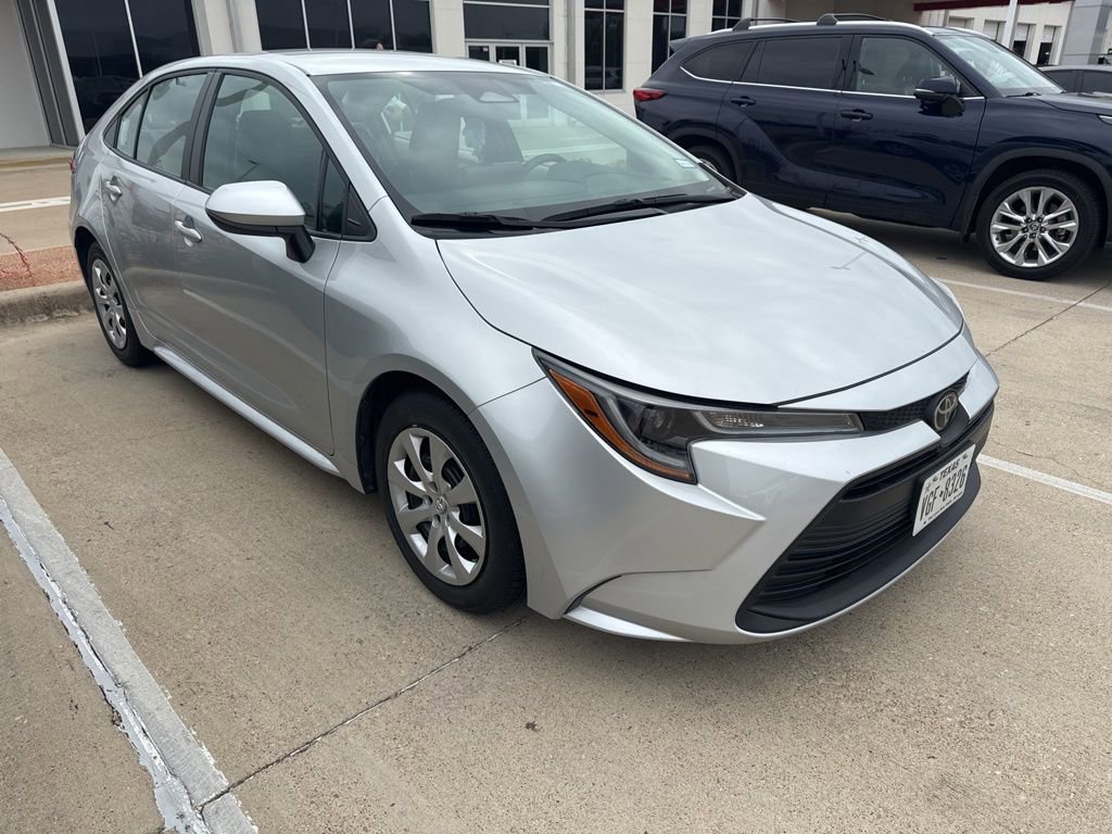 Used 2024 Toyota Corolla LE image 5