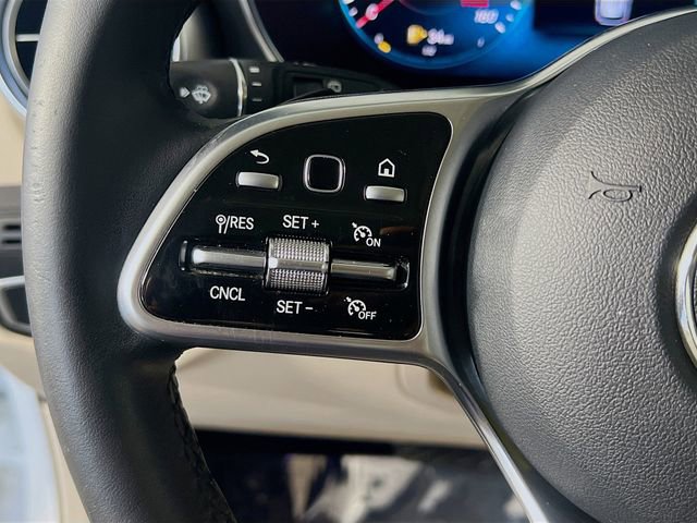 Used 2021 Mercedes-Benz GLC 300 4MATIC w/ Premium Package image 17