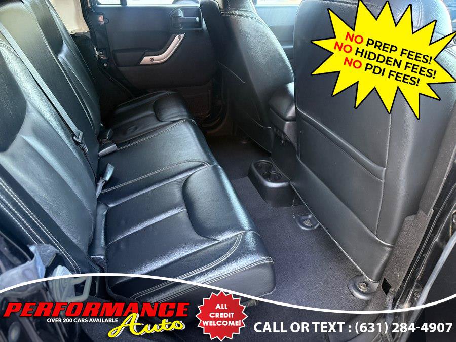 Used 2015 Jeep Wrangler Unlimited Sahara w/ Max Tow Package AWD/4WD image 9