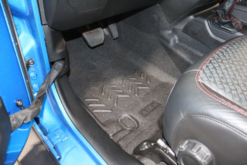 Used 2023 Jeep Gladiator Rubicon w/ LED Lighting Group image 27