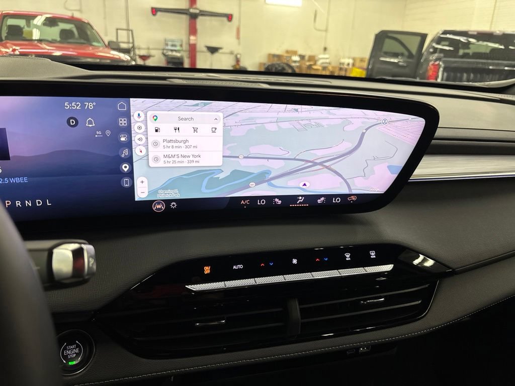 New 2026 Buick Enclave Preferred w/ LPO, Floor Liner Package FWD image 31