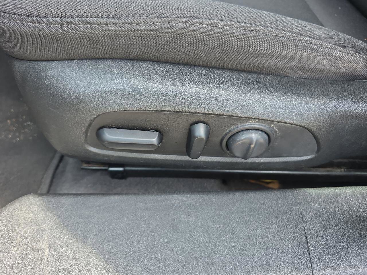 Used 2020 Chevrolet Malibu LT image 22