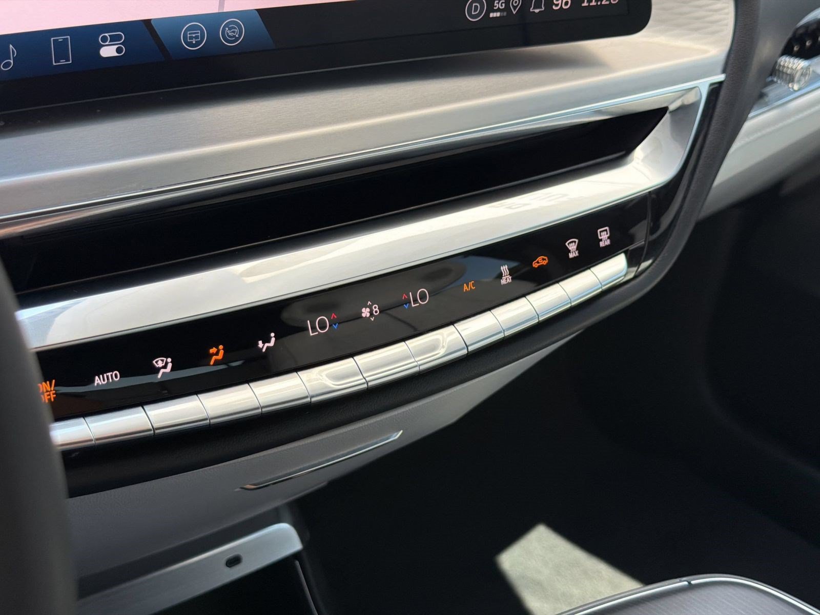 Certified 2024 Cadillac Lyriq Sport AWD/4WD image 17