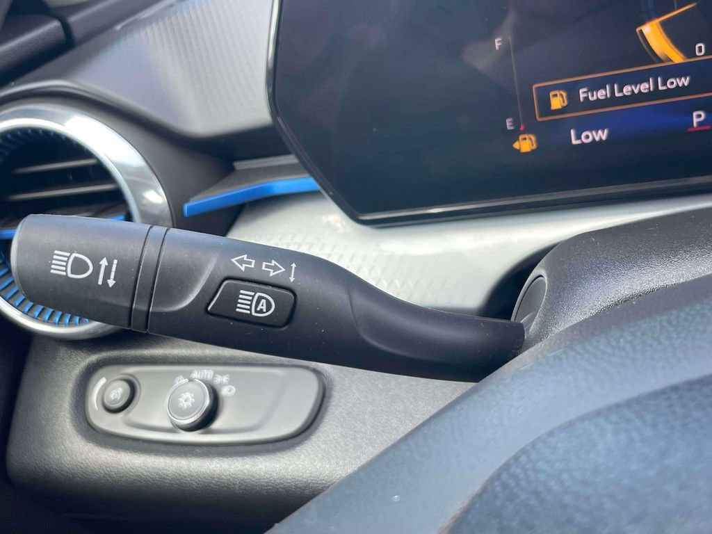 Used 2024 Chevrolet Trax LT w/ Driver Confidence Package FWD image 22