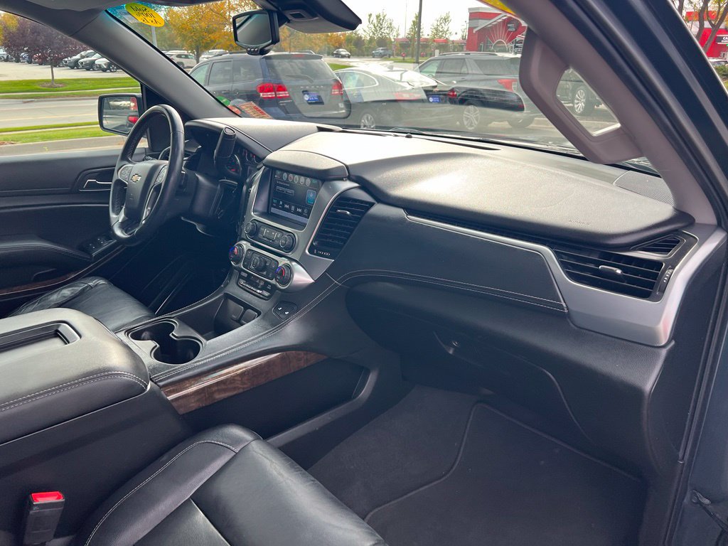 Used 2019 Chevrolet Tahoe LT AWD/4WD image 32