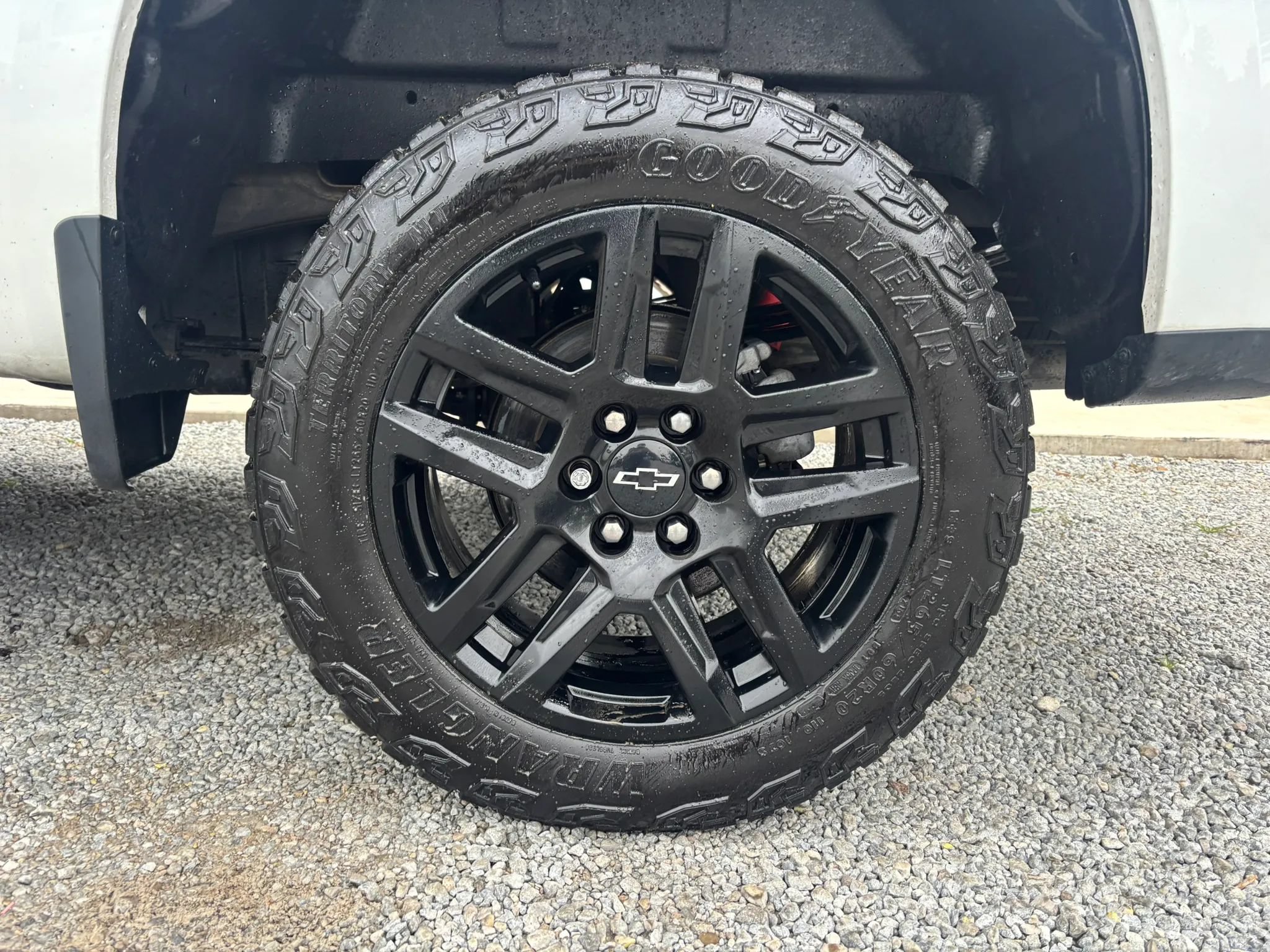 Used 2021 Chevrolet Silverado 1500 Custom Trail Boss w/ Safety Confidence Package AWD/4WD image 2
