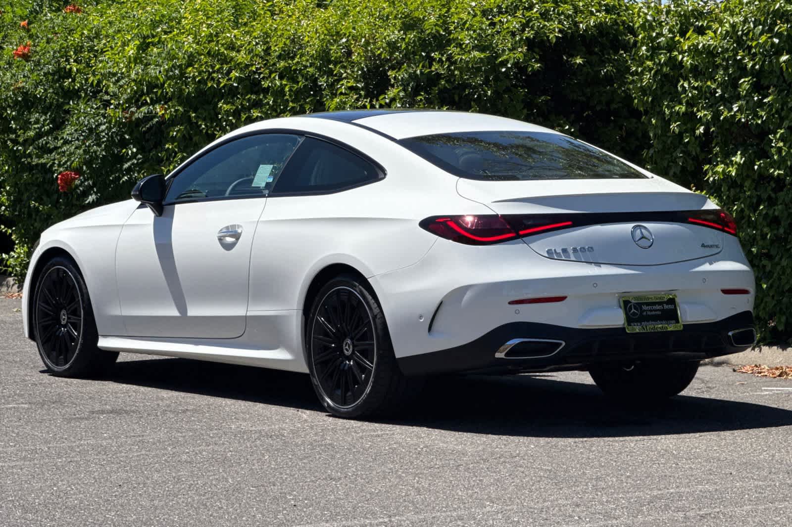 New 2026 Mercedes-Benz CLE 300 4MATIC Coupe image 5
