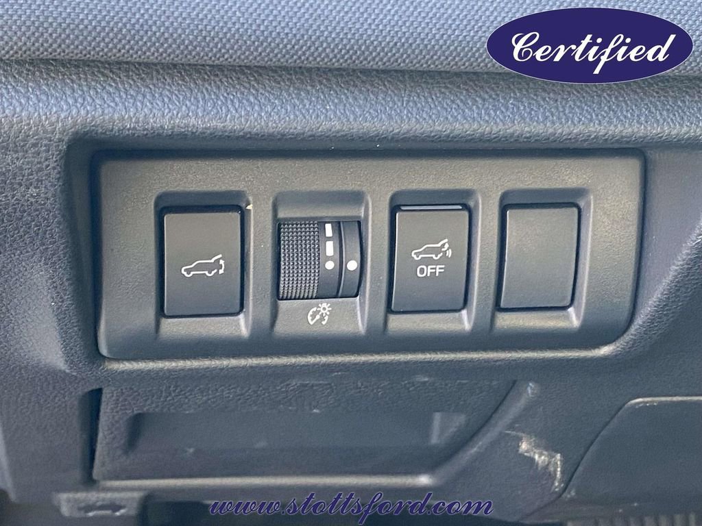 Used 2024 Subaru Outback Premium image 18