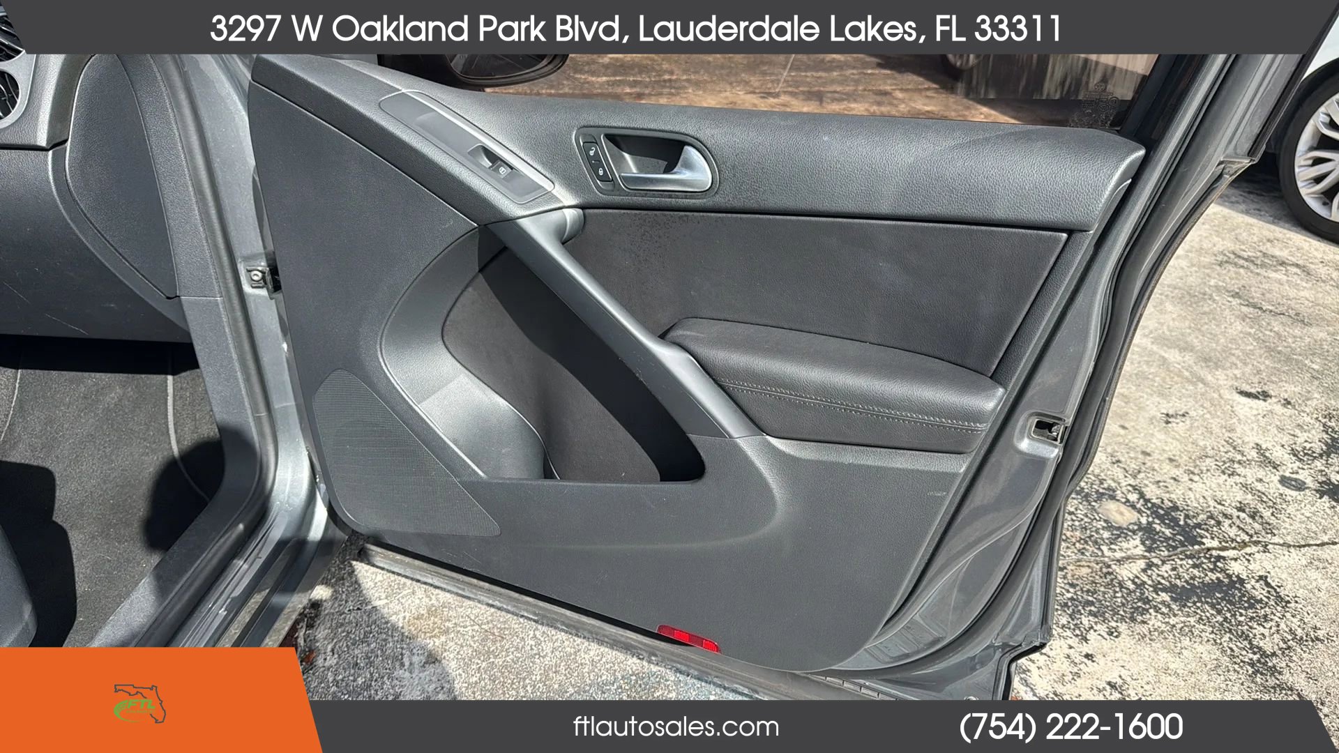 Used 2017 Volkswagen Tiguan S FWD image 37