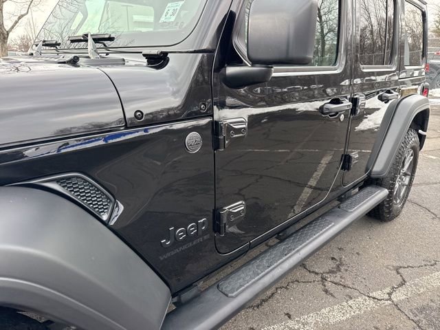 Used 2025 Jeep Wrangler Sport S image 4